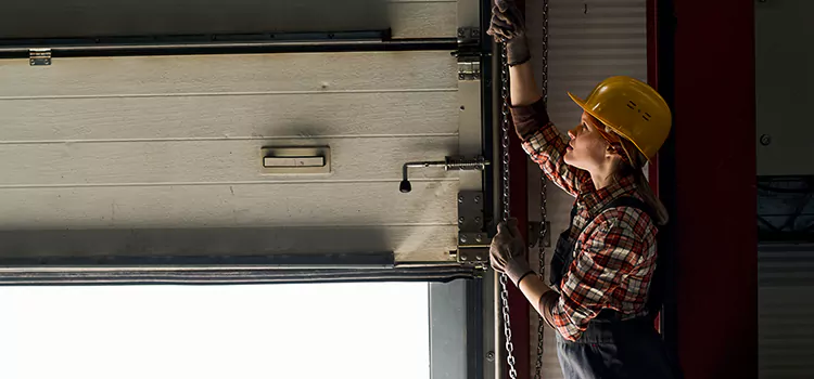 Addressing Common Garage Door Stoppage Issues in Sault Ste. Marie, ON